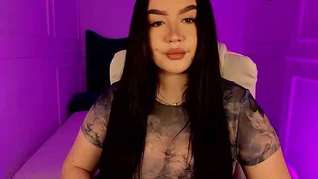 tinafox  online show from April 23, 7:05 am