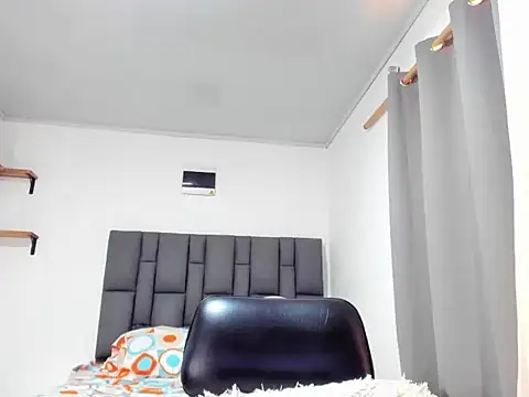 hanna rodriguez online show from March 17, 4:33 pm