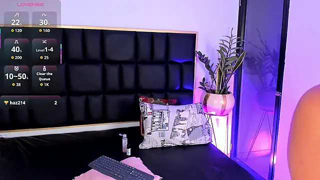 Emma collins01 online show from April 8, 3:30 am