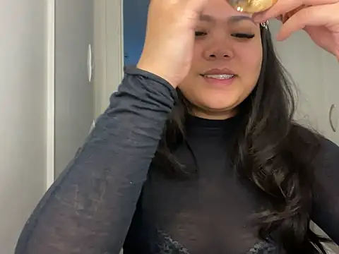 TitiTinyThai online show from March 31, 5:46 pm