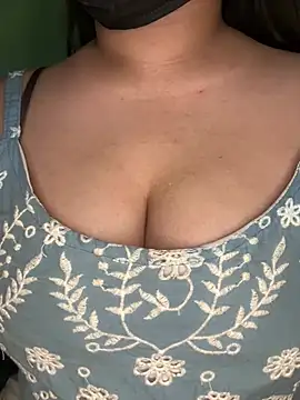 Praachiiii online show from March 4, 4:57 pm