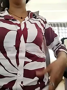 sima-bhabhi online show from March 22, 10:32 am