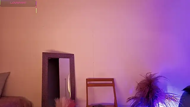 fransheskarossi online show from March 16, 12:09 pm