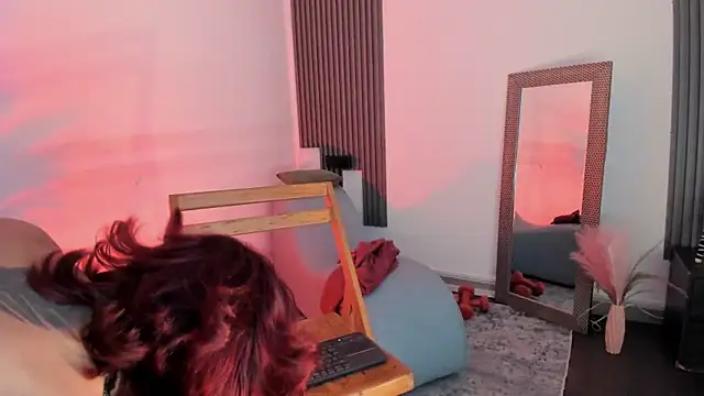 fransheskarossi online show from February 4, 12:08 pm