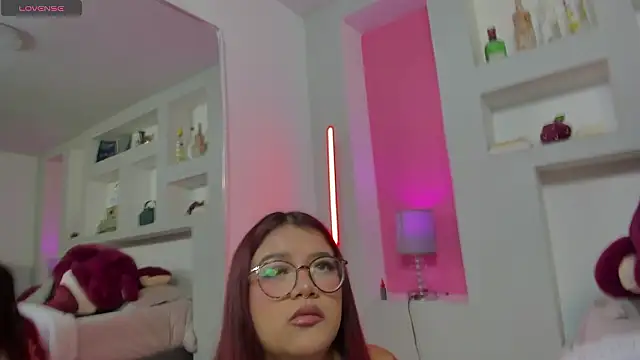 Rosy Sweet online show from February 3, 11:48 am