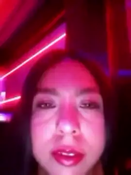 PetitteCorazon online show from February 7, 5:00 am