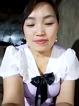 lia-coy online show from March 18, 10:53 am