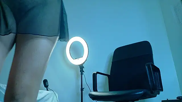 AmmyRouse   online show from March 13, 12:17 pm