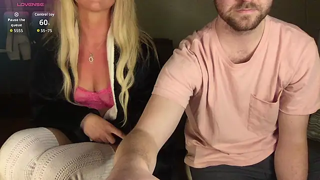 ThePrincessPeach online show from January 18, 11:01 pm