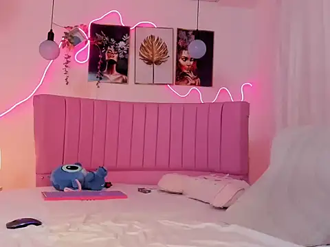 Hera eden online show from February 5, 11:13 am