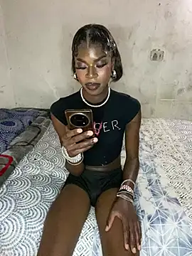 Chocolate Queenxx03 online show from July 29, 10:32 pm