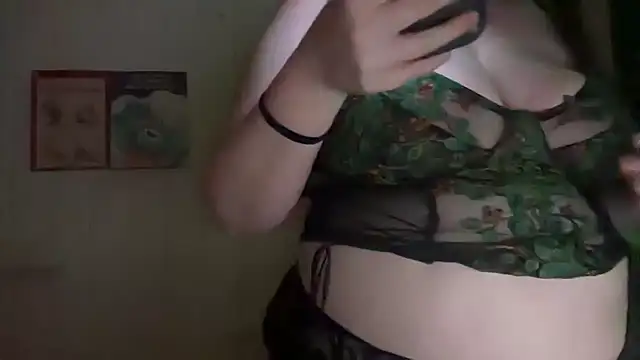 xopeachybaby online show from March 17, 11:14 am