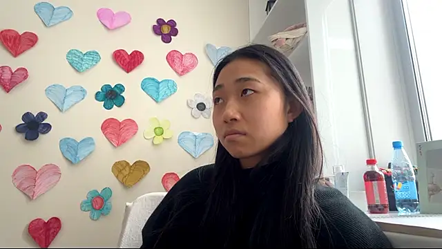 SweetMiaXO online show from February 18, 3:49 am