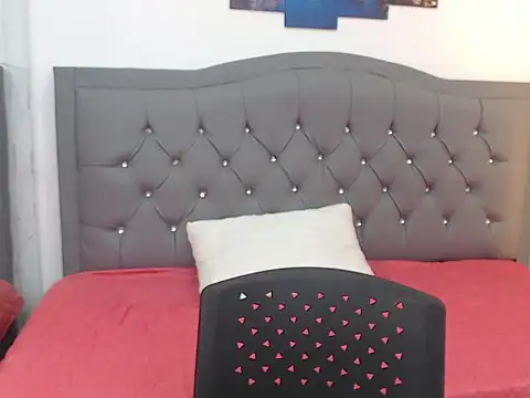 Lisa sinclair online show from January 18, 9:44 pm