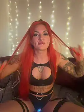 MrsRedFoxy online show from March 9, 9:07 pm