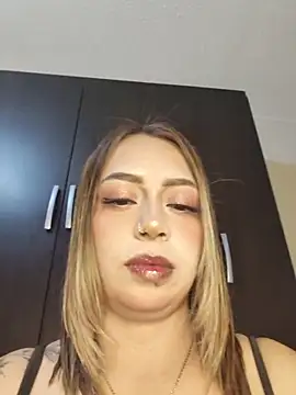 BellaDonna 16 online show from April 18, 10:20 pm