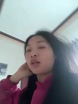 Lyn-be99 online show from February 3, 6:22 am