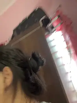 Lyn-be99 online show from February 7, 5:00 am