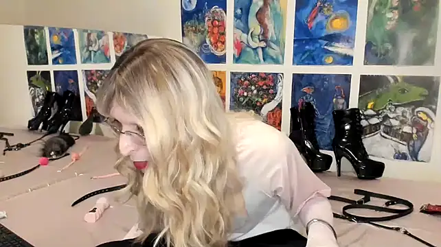 Miaxma online show from April 17, 7:49 pm