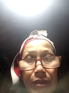 yoyosexy11 online show from March 1, 1:22 pm