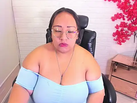 Shara Oz online show from June 1, 12:40 pm