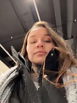 KishaMur online show from February 19, 8:14 am