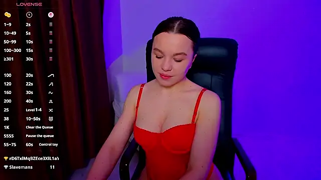 Mia Mia999 online show from April 16, 8:30 pm