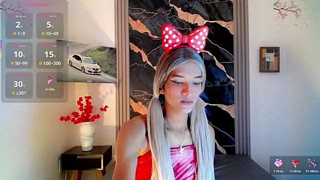 Samantha Ortega  online show from April 9, 10:42 am