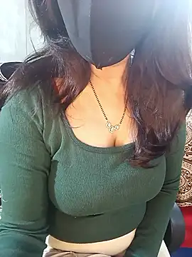 alinaarora online show from February 5, 3:48 pm