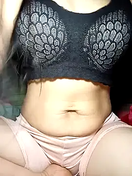 derylove  online show from April 18, 3:25 pm