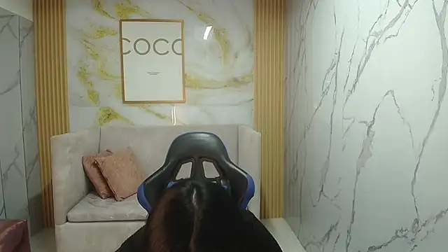 sarita 09 s online show from April 18, 8:20 pm