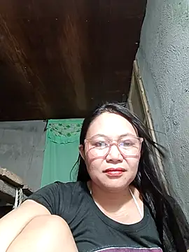 hotpinay 45 online show from March 18, 11:15 am