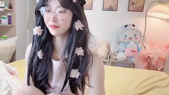 Luminous4173 online show from April 25, 12:41 pm