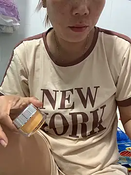 Baby-lovely69 online show from April 1, 10:51 pm