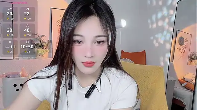 Lisa-295188 online show from March 17, 7:01 am