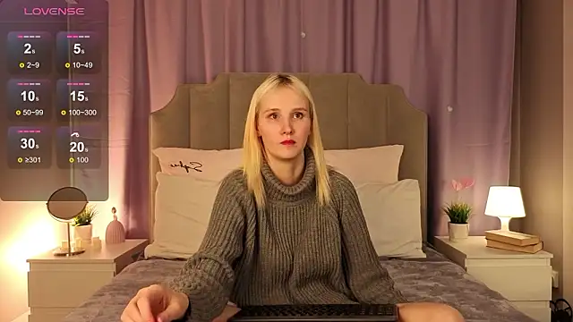 CrystalLili online show from February 28, 4:23 am