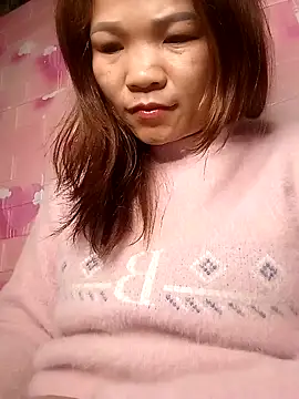 maymay-2000 online show from February 2, 1:04 am