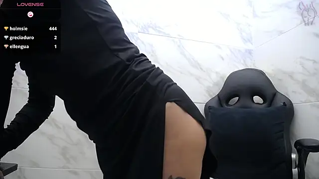 suhana mature online show from February 14, 1:46 pm