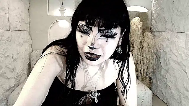 vampkitty r online show from February 10, 1:36 pm