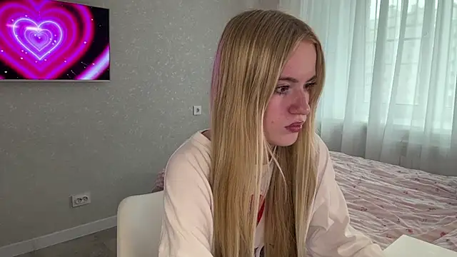 Between Eeys online show from July 2, 3:40 pm