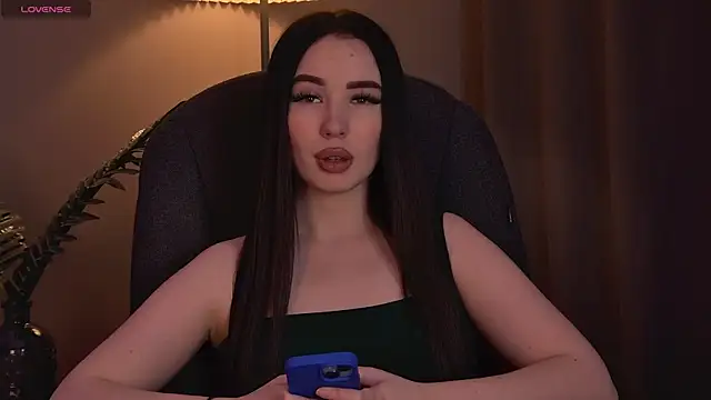 ArianaLim online show from March 13, 3:46 pm