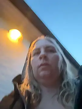 Amanda Norsk online show from April 4, 6:29 pm