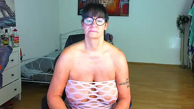 Sylly online show from November 13, 8:35 am