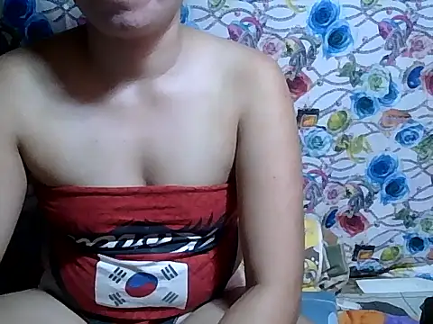 Sexy HotPussy4u online show from March 7, 9:38 am