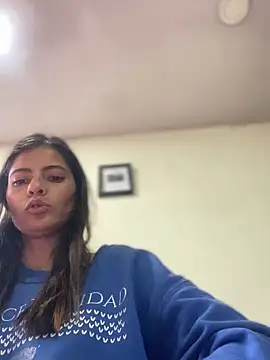 Esperanza GS online show from March 20, 1:49 pm