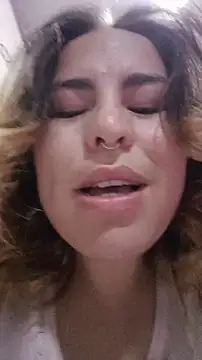 Kennya Rodriguez online show from April 17, 5:31 am