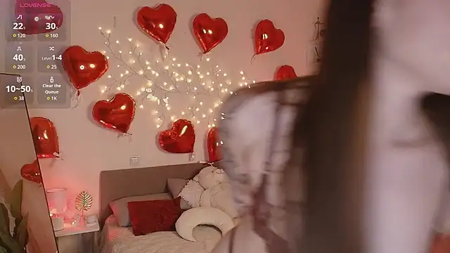 Courtney C online show from February 7, 5:11 am