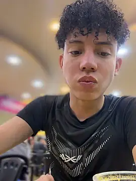yoursexyjose online show from July 11, 10:10 pm