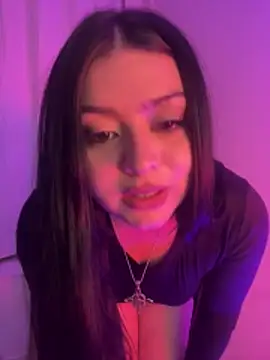 lolaaculaa online show from April 25, 1:30 am