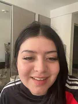 lolaaculaa online show from April 11, 3:48 pm